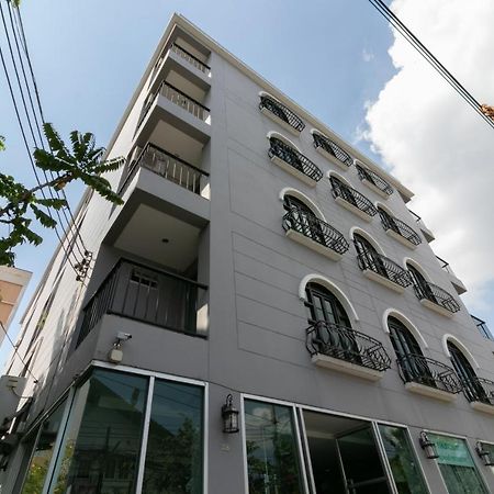 Resortel Lat Phrao 91 Bangkok Exterior photo